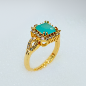 গোল্ড প্লেটেড এমারেল্ড স্টোন রিং